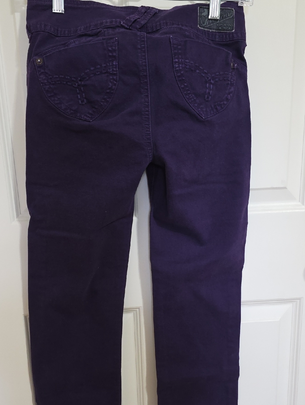 Straight Leg Women's Jeans in Deep Purple